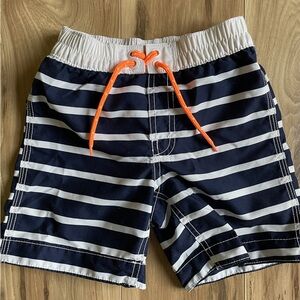 GAP Toddler White Mesh Lined Shorts